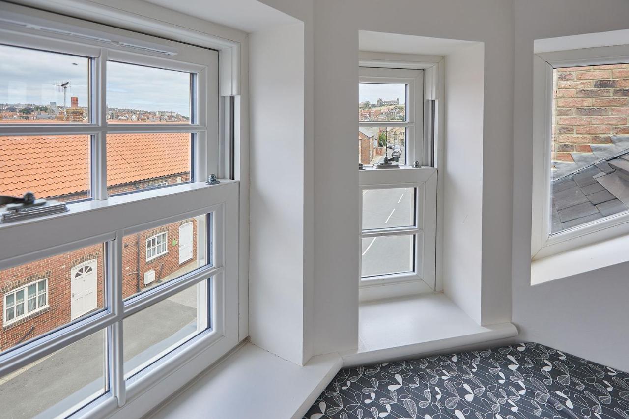 Apartment Host & - The Birds Nest Whitby